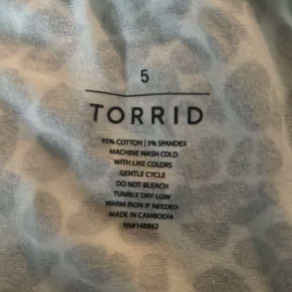 🌻NWT Torrid Brown/Pink/Tan Leopard Animal Print Leggings Size 5X | Size 28 - Picture 3 of 7